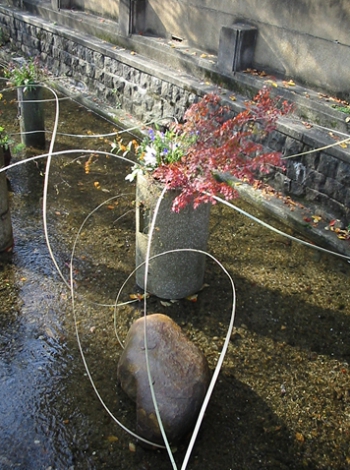 108-0868_img_2_r.jpg